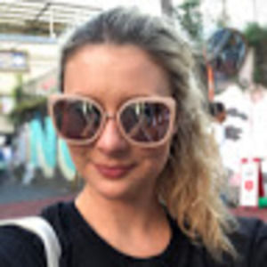 Meet your Posher, Emily